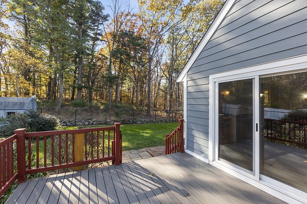 61 Trayer Road Canton, MA 02021 - Photo 8 of 42