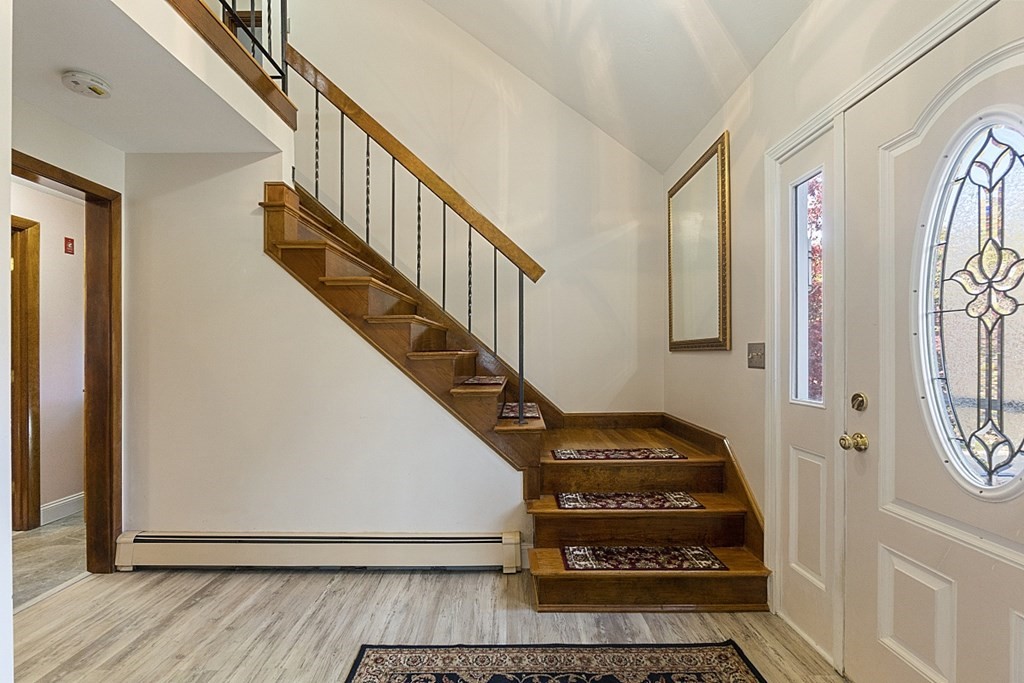 61 Trayer Road Canton, MA 02021 - Photo 10 of 42