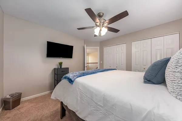 $3,200 | 2735 Skylane Drive, Naperville, IL 60564