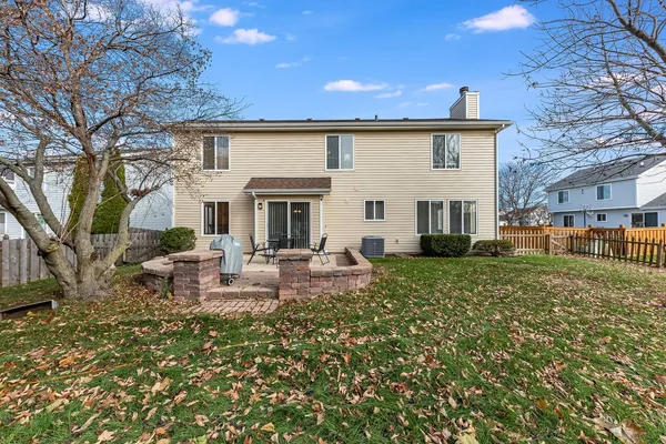 $3,200 | 2735 Skylane Drive, Naperville, IL 60564
