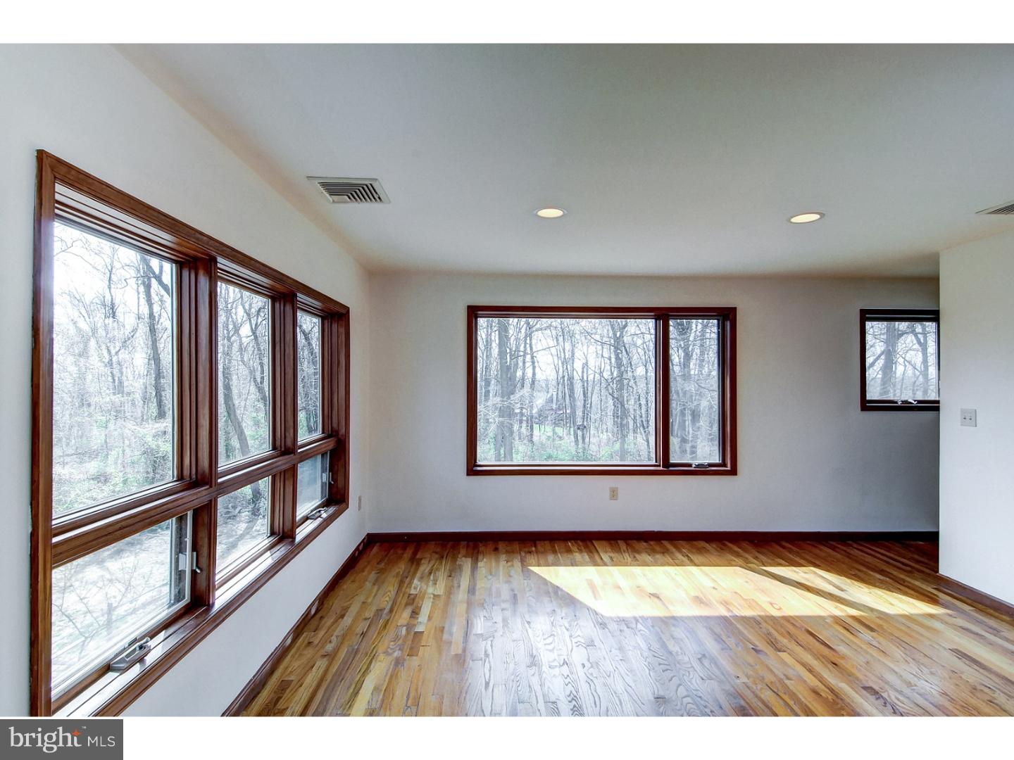 2091 Fairview Road Glenmoore, PA 19343 - Photo 15 of 25 Gallery Image 15