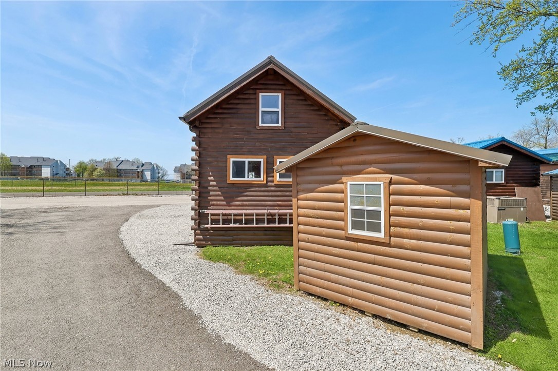 5919 Lake Road West, Unit 3 Ashtabula, OH 44004 - Photo 26 of 50