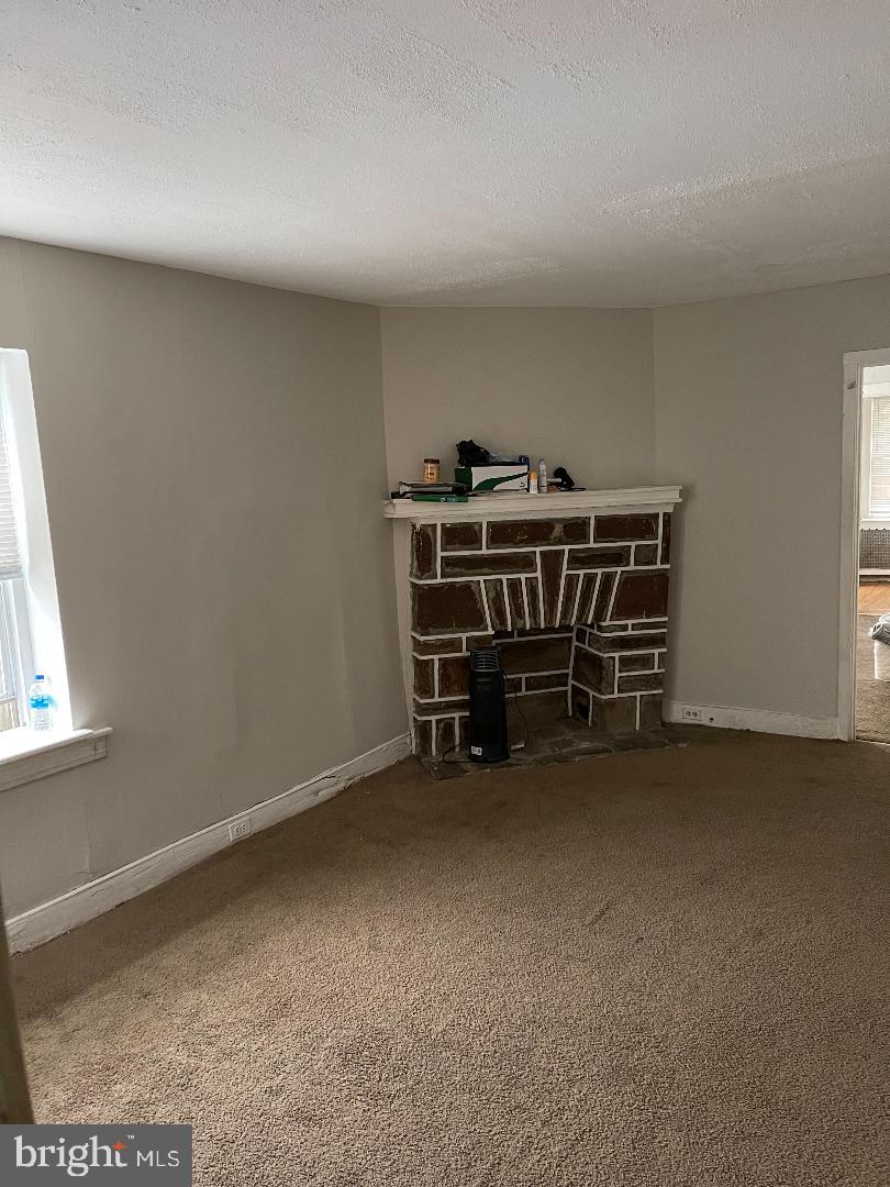370 Avon Road Upper Darby, PA 19082 - Photo 2 of 15 1st floor living room