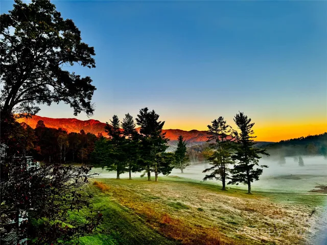 $389,000 | 145 Townhouse Drive, Burnsville, NC 28714