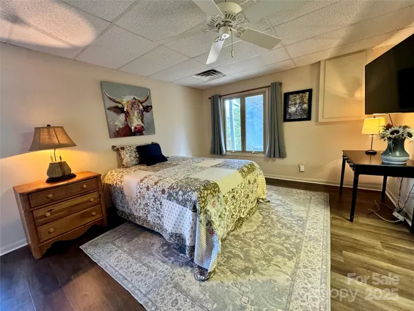 $349,000 | 145 Townhouse Drive, Burnsville, NC 28714