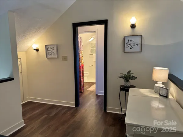 $349,000 | 145 Townhouse Drive, Burnsville, NC 28714
