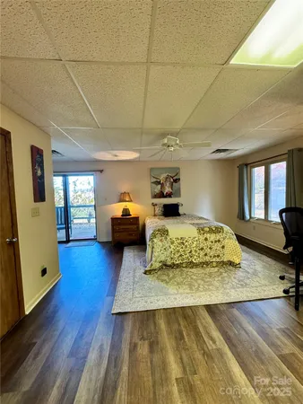 $349,000 | 145 Townhouse Drive, Burnsville, NC 28714