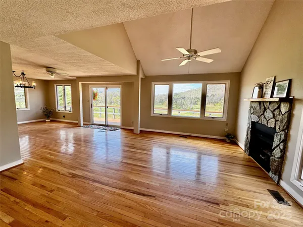 $349,000 | 145 Townhouse Drive, Burnsville, NC 28714