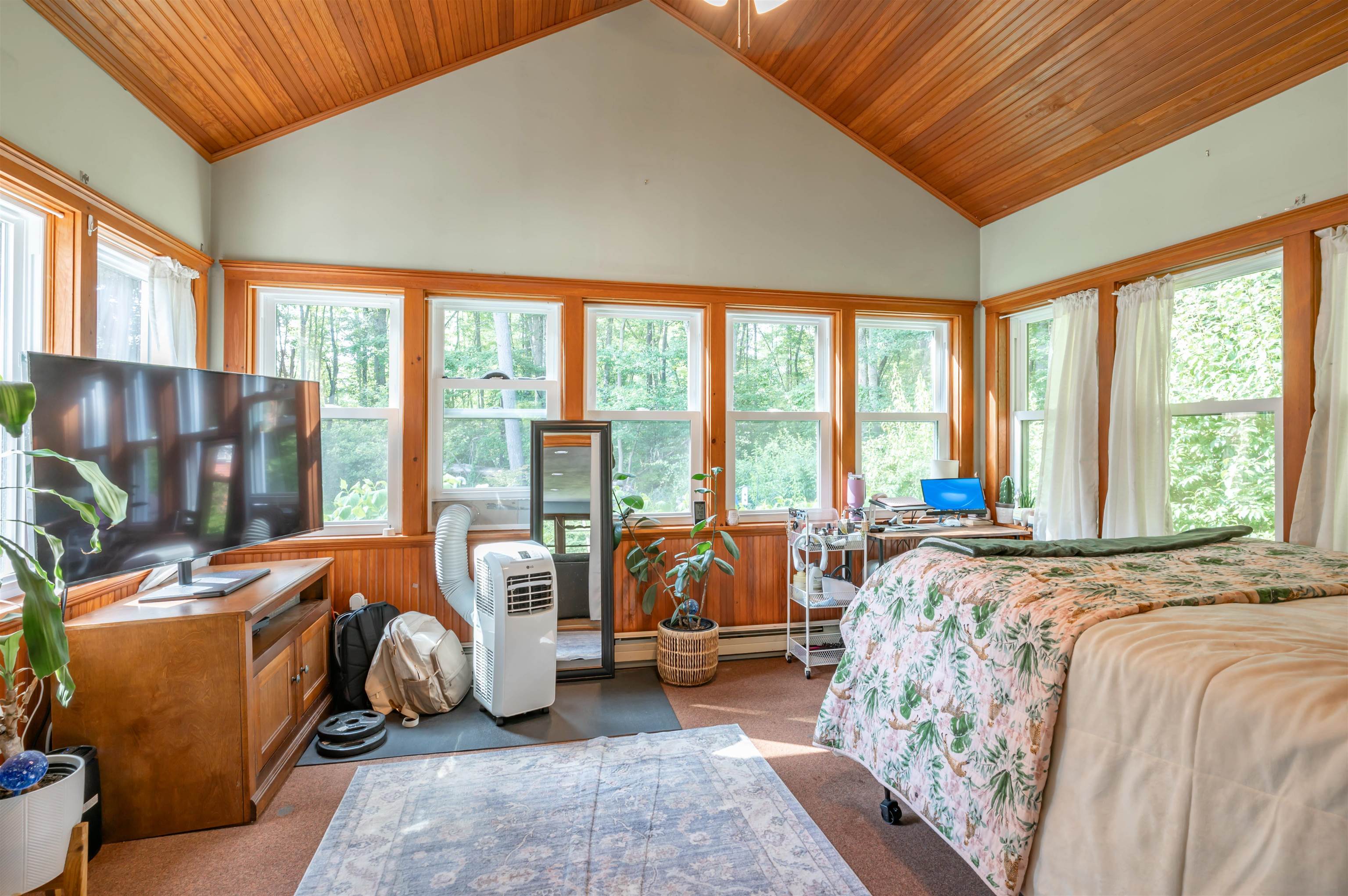 7 Spring Road Londonderry, NH 03053 - Photo 13 of 37 Gallery Image 13