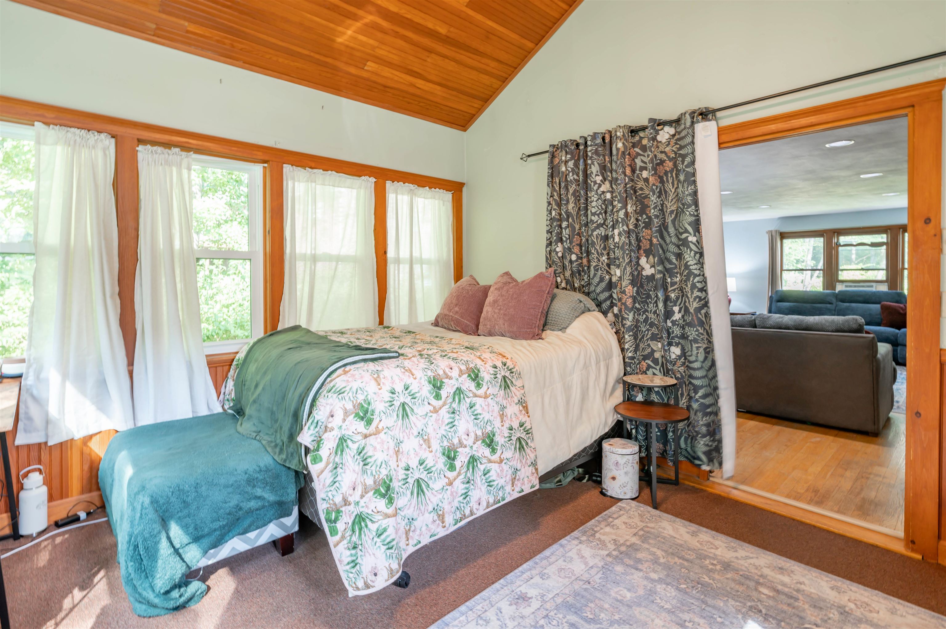 7 Spring Road Londonderry, NH 03053 - Photo 14 of 37 Gallery Image 14