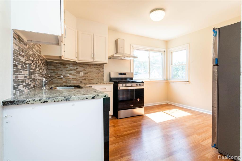 28761 Warren Road Garden City, MI 48135 - Photo 7 of 30 Gallery Image 7