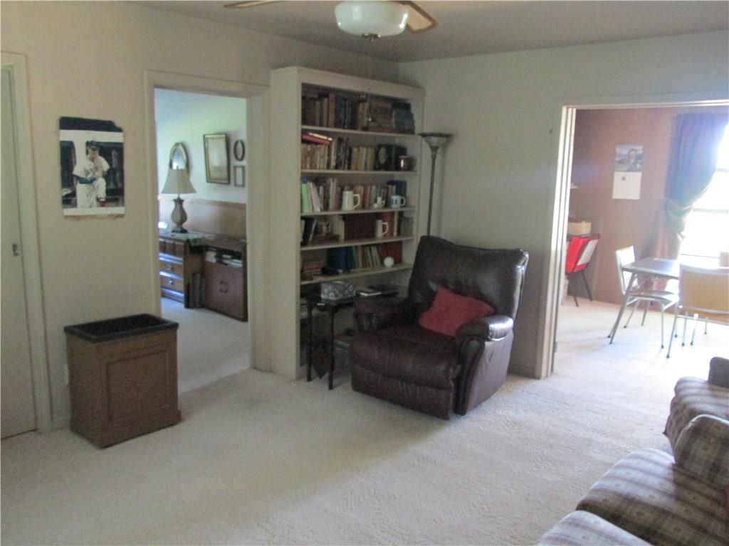 203 Forrester Road Slippery Rock, PA 16057 - Photo 6 of 22 Family room