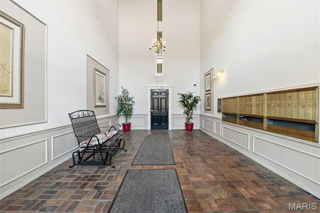 $179,000 | 1511 Hampton Hall Drive, Unit 14, Chesterfield, MO 63017