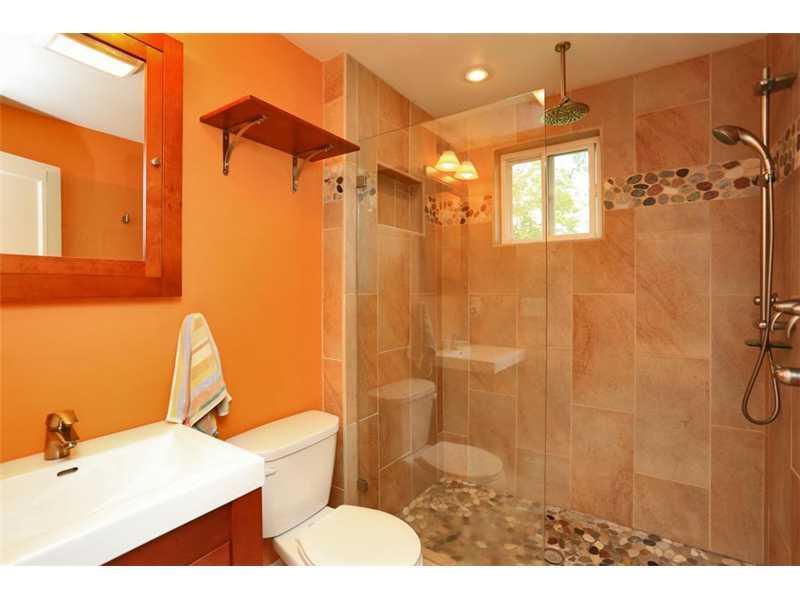 31 Devon Street Portland, ME 04102 - Photo 16 of 25 Bathroom.