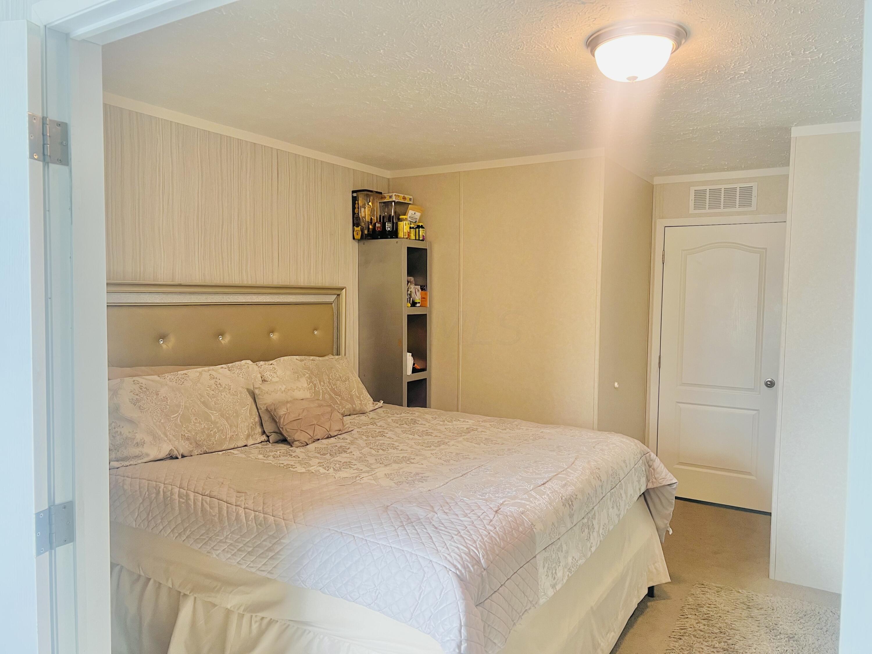 3 Ravine Ridge Drive Delaware, OH 43015 - Photo 9 of 24 Owners Suite