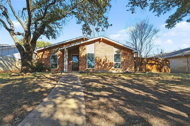 $2,490 | 921 Middle Cove Drive, Plano, TX 75023