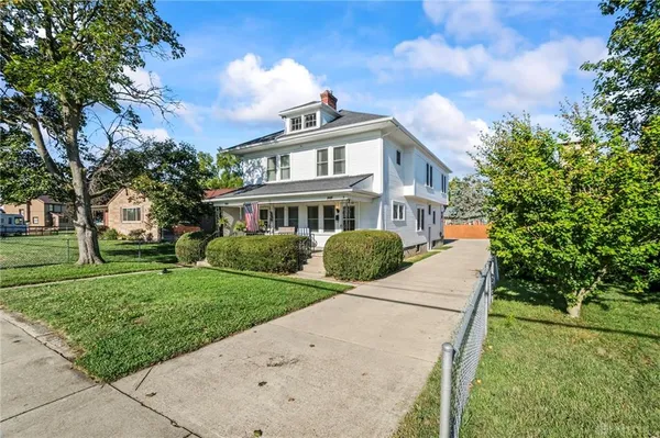 $1,400 | 4207 South Dixie Drive, Unit 4207, Dayton, OH 45439