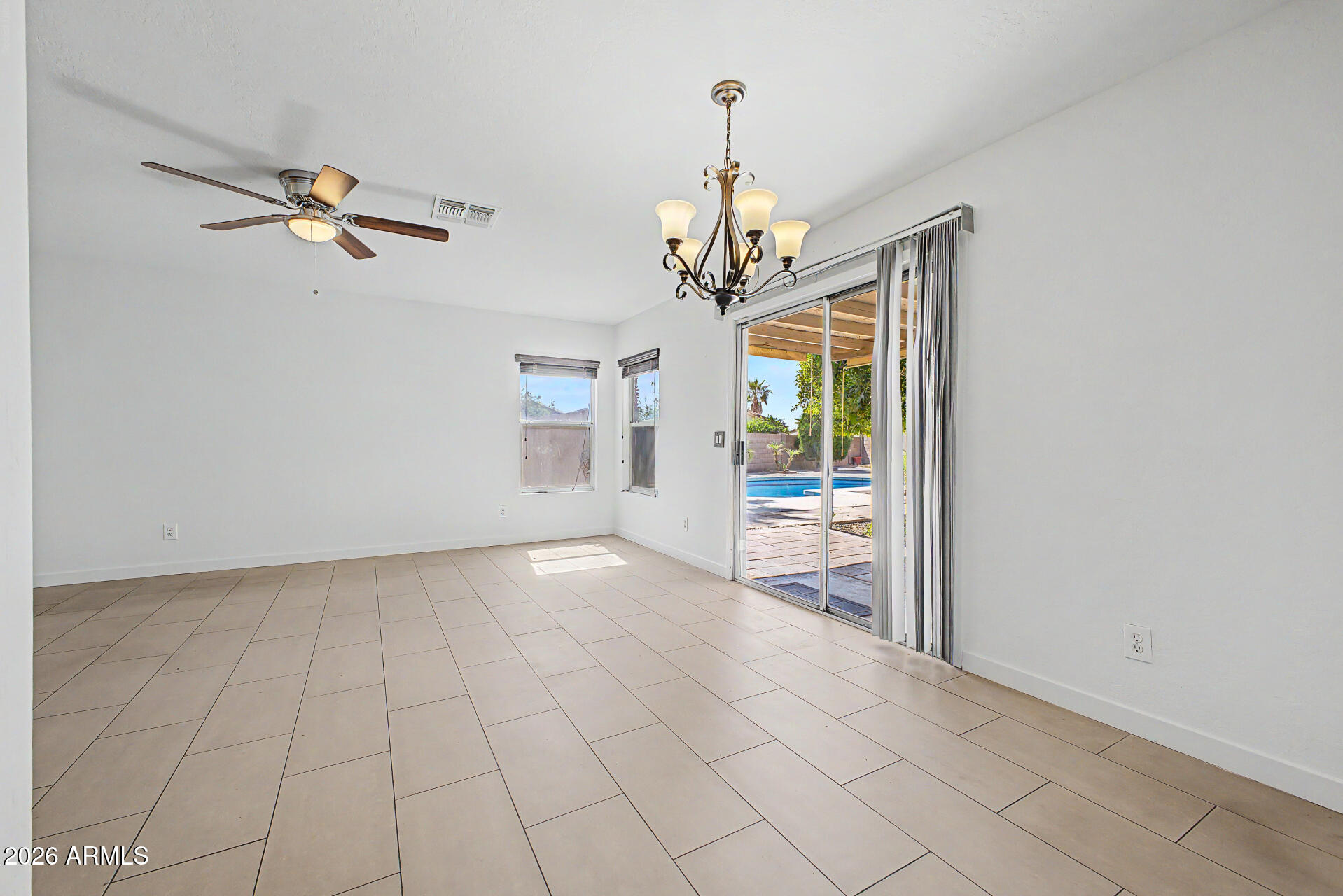 12044 West Larkspur Road El Mirage, AZ 85335 - Photo 7 of 39 07-Larkspur