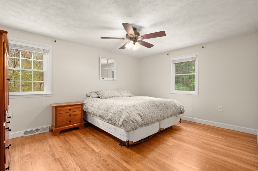 26 Hillview Road North Reading, MA 01864 - Photo 18 of 39 Gallery Image 18