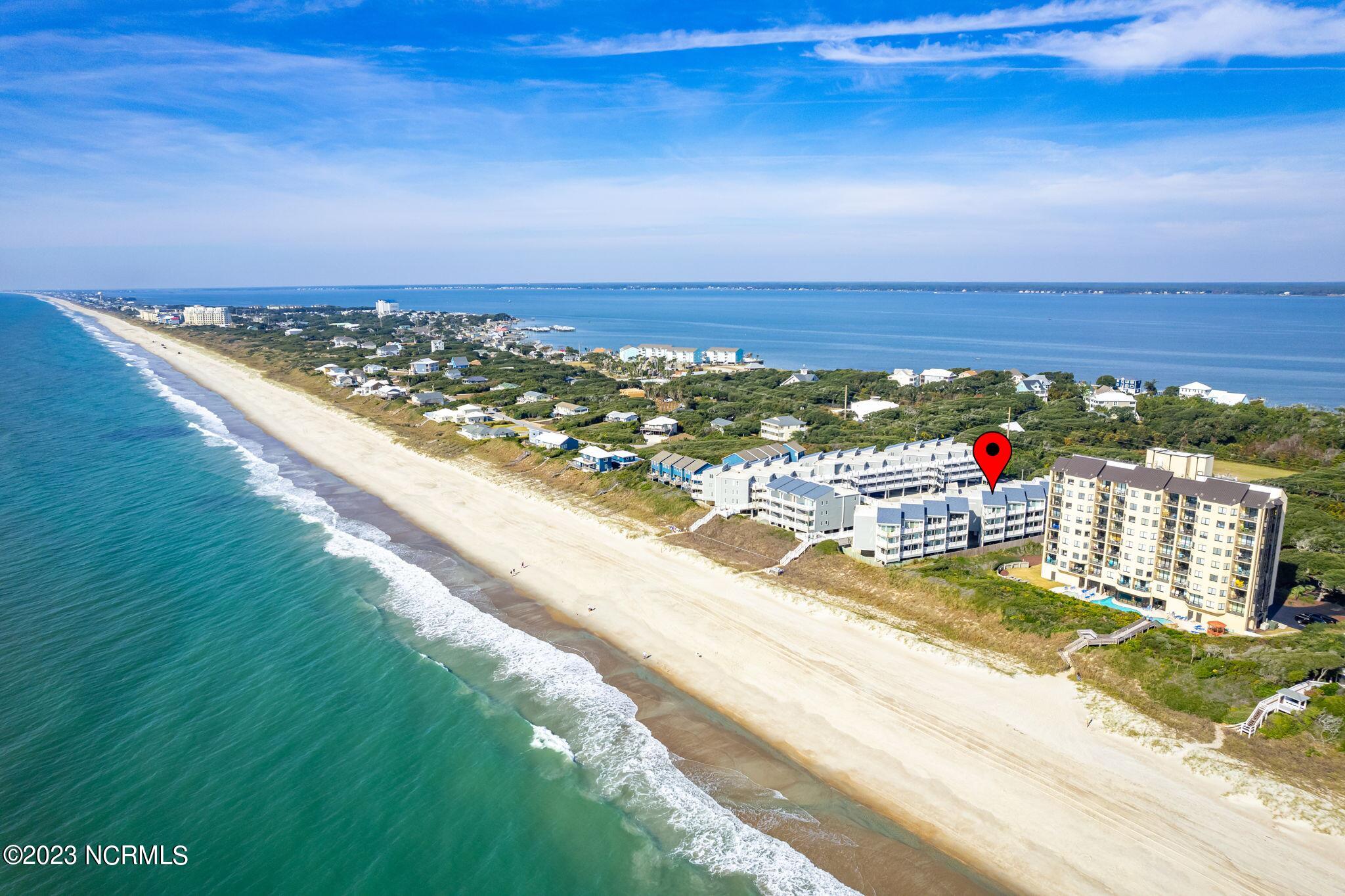 855 Salter Path Rd 121, Indian Beach