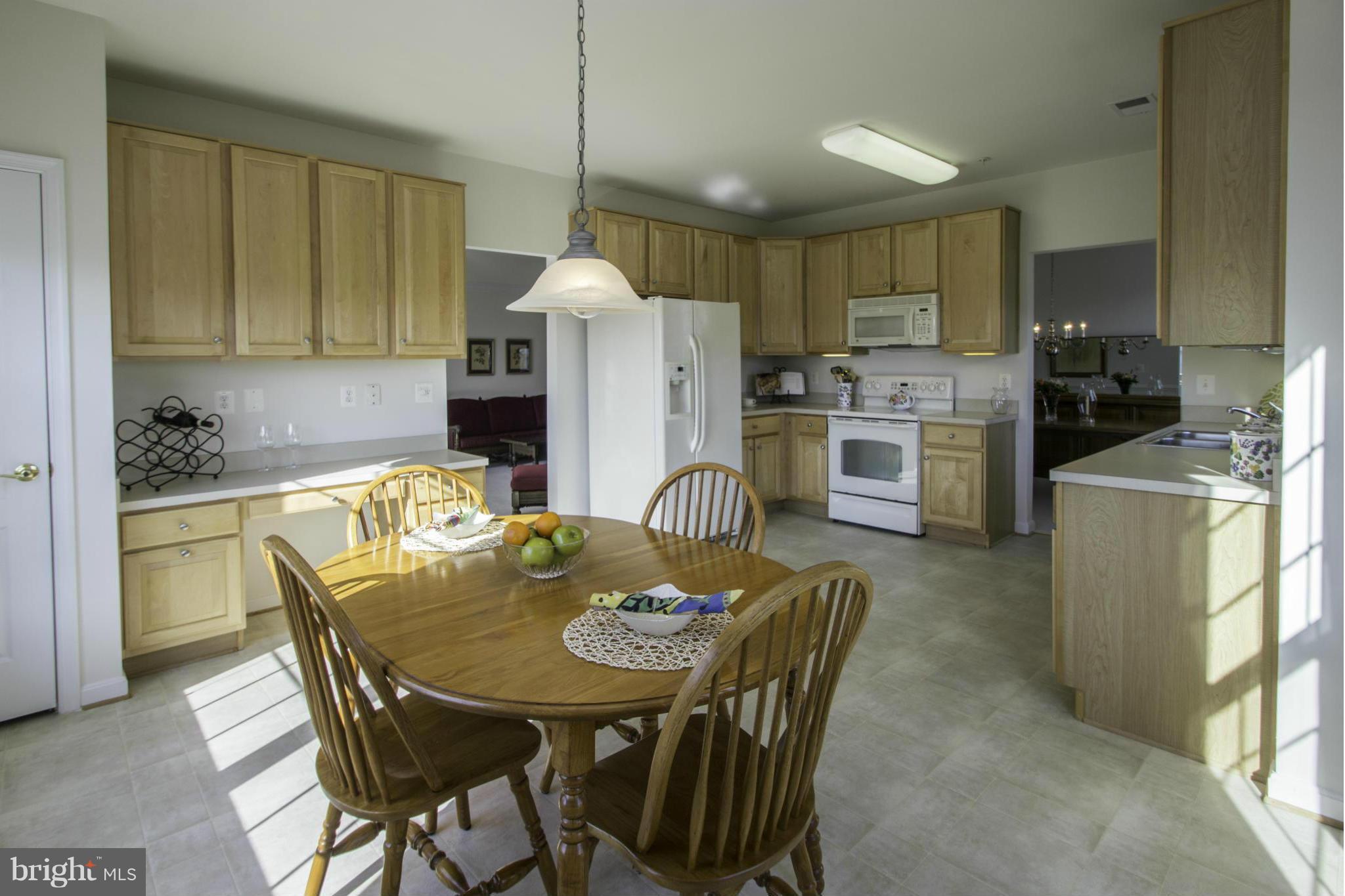 8601 Roaming Ridge Way, Unit 403 Odenton, MD 21113 - Photo 12 of 30 Kitchen