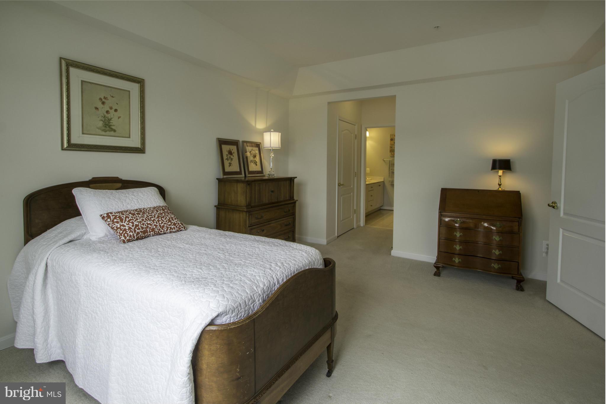 8601 Roaming Ridge Way, Unit 403 Odenton, MD 21113 - Photo 15 of 30 Bedroom (Master)