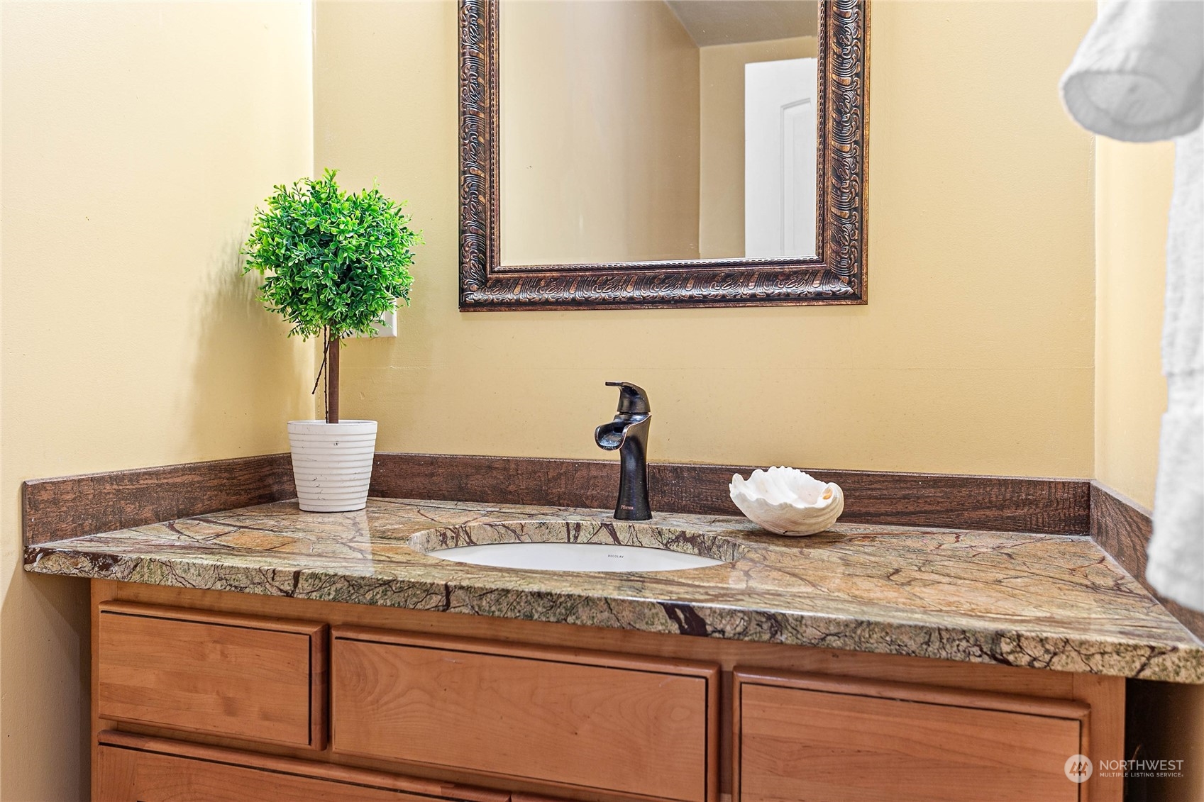 25807 Minkler Road Sedro-Woolley, WA 98284 - Photo 14 of 40 Gallery Image 14