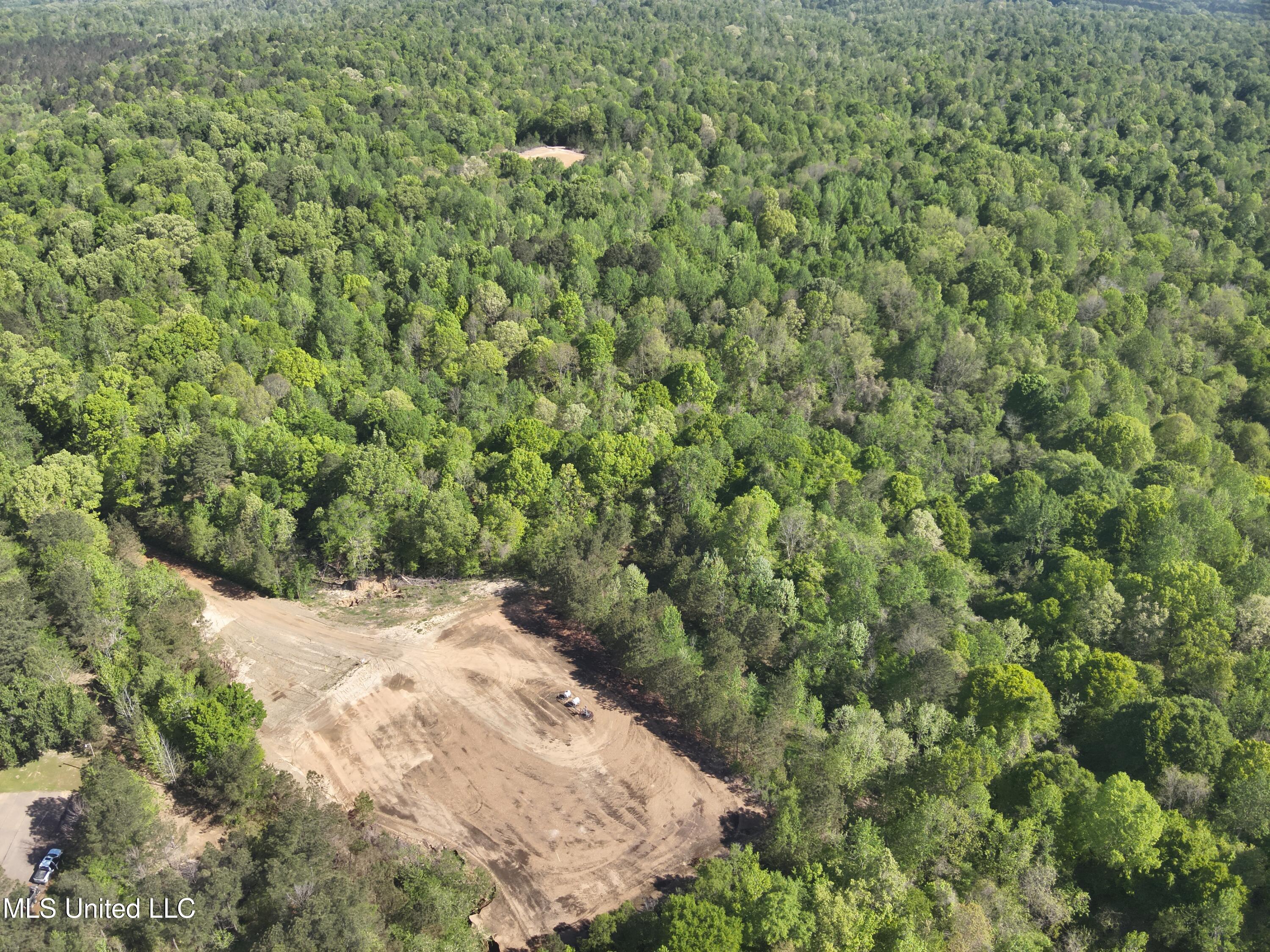 Anding Oil City Road Bentonia, MS 39040 - Photo 3 of 35 DJI_20250411100204_0002_V