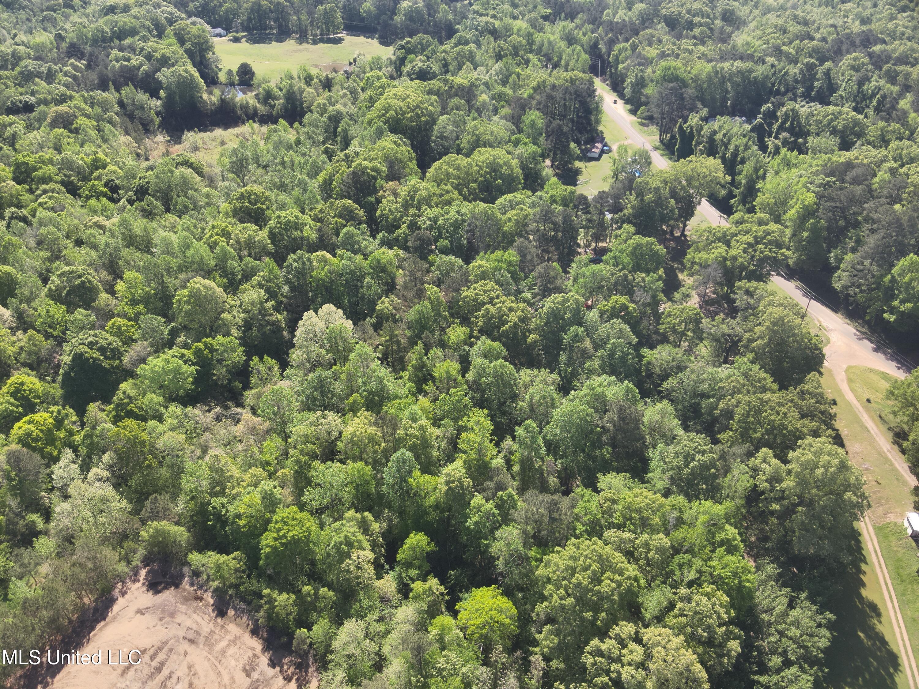 Anding Oil City Road Bentonia, MS 39040 - Photo 35 of 35 DJI_20250411100146_0001_V