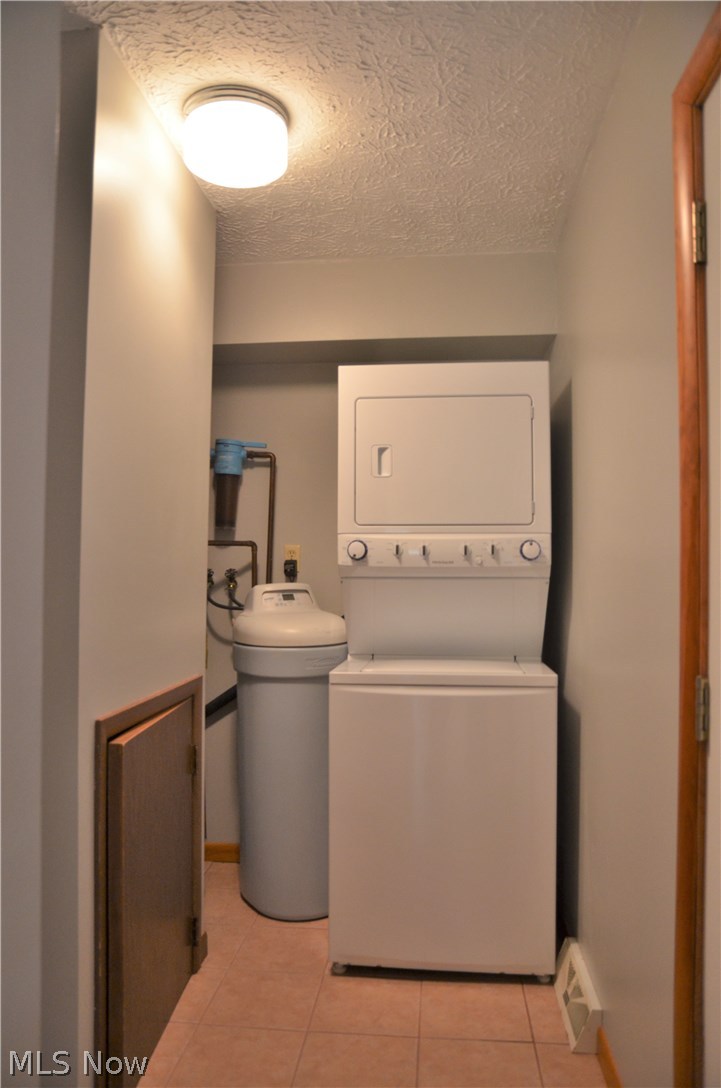 1017 Irish Road Kent, OH 44240 - Photo 18 of 25 Gallery Image 18