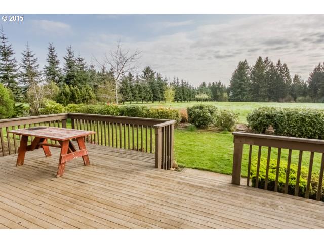 21240 South Springwater Road Estacada, OR 97023 - Photo 9 of 16 a balcony with wooden floor view