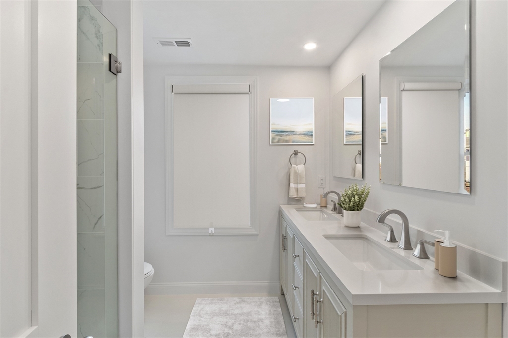 55 Mansfield Street, Unit B Gloucester, MA 01930 - Photo 10 of 19