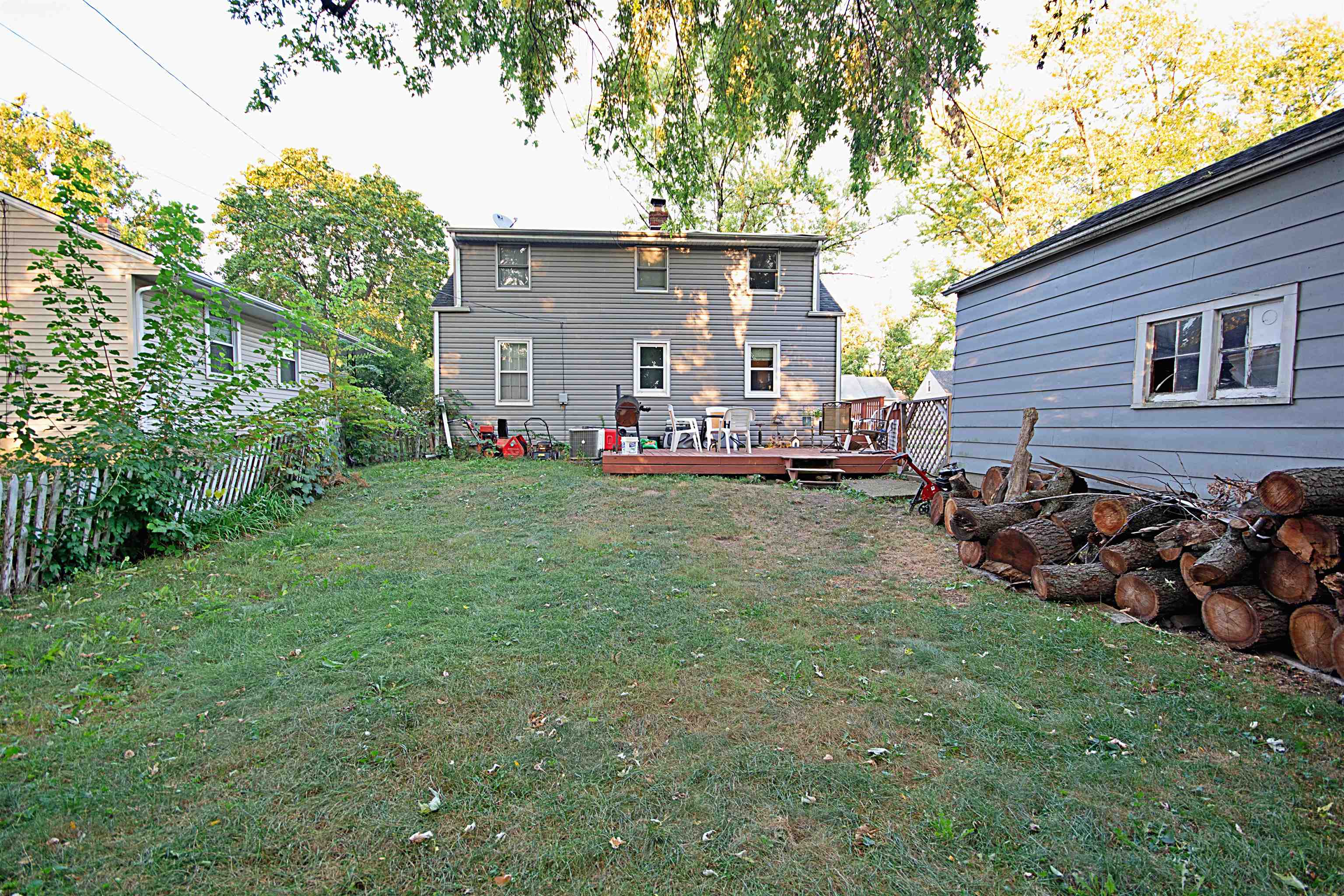 1823 Nebraska Road Rockford, IL 61108 - Photo 4 of 20 Gallery Image 4