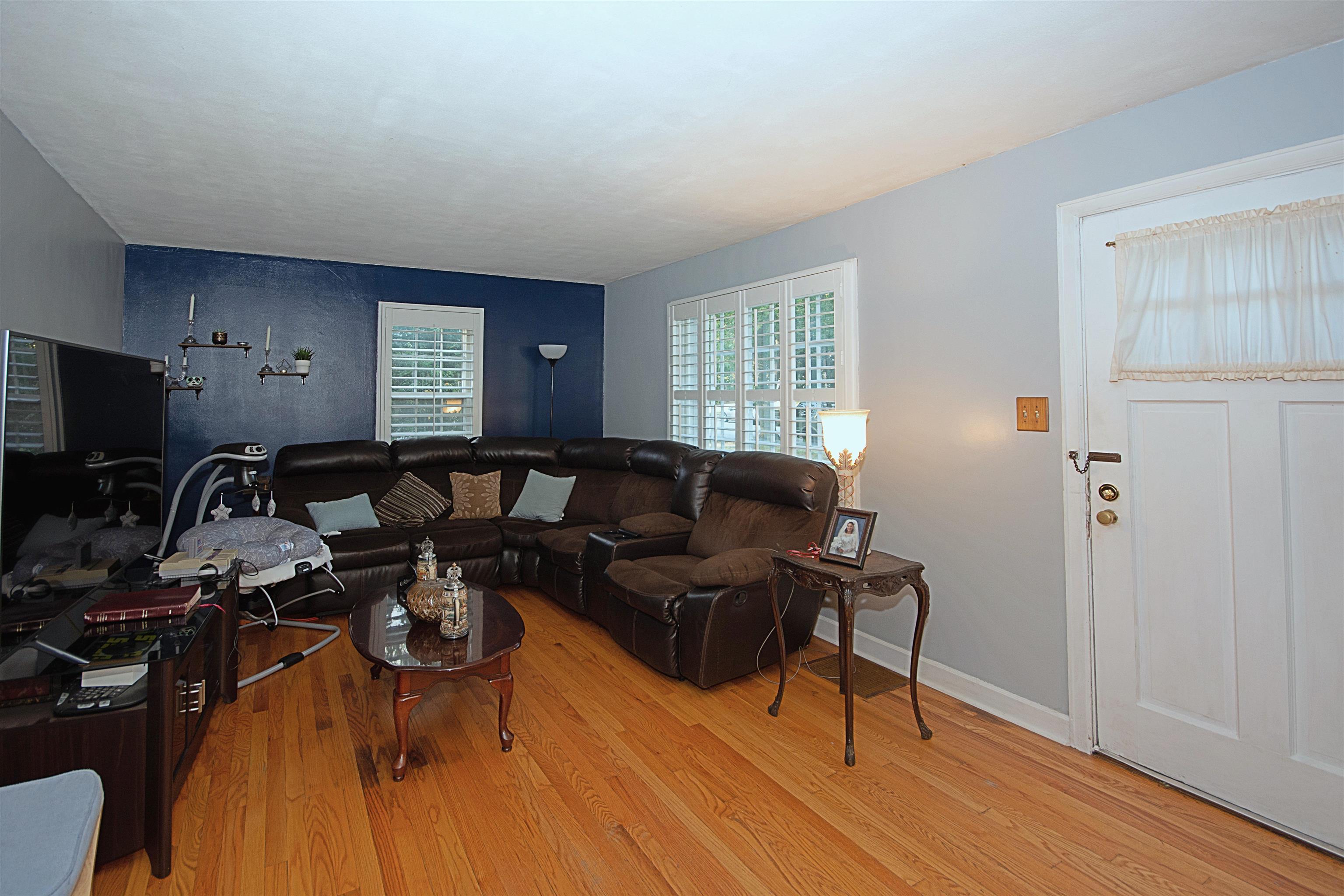 1823 Nebraska Road Rockford, IL 61108 - Photo 10 of 20 Gallery Image 10