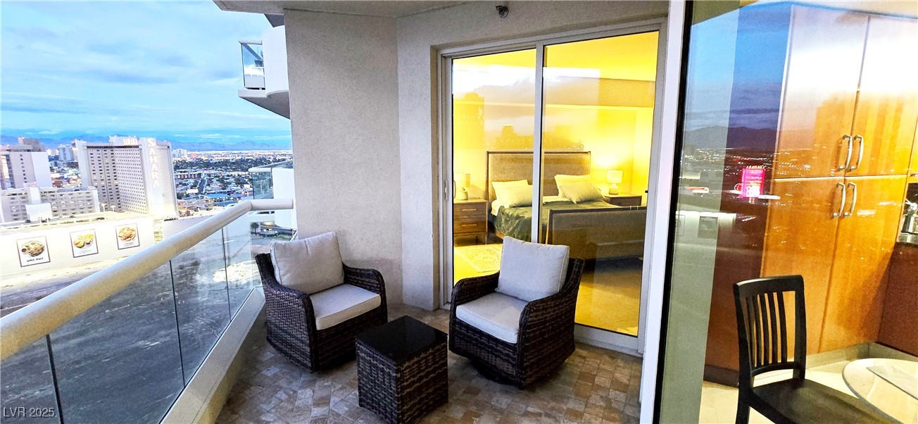 2747 Paradise Road, Unit 2206 Las Vegas, NV 89109 - Photo 19 of 26