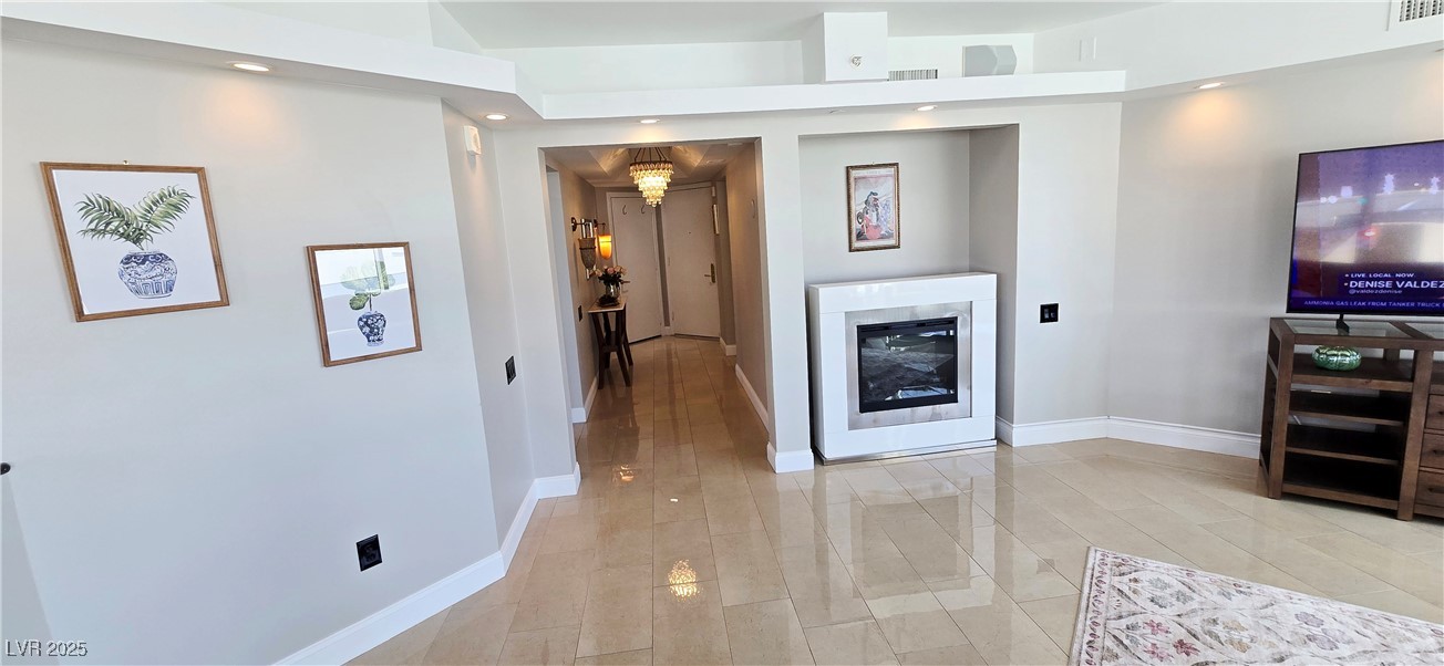 2747 Paradise Road, Unit 2206 Las Vegas, NV 89109 - Photo 5 of 26