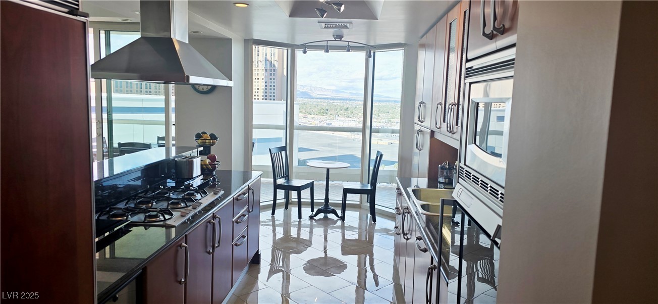 2747 Paradise Road, Unit 2206 Las Vegas, NV 89109 - Photo 8 of 26