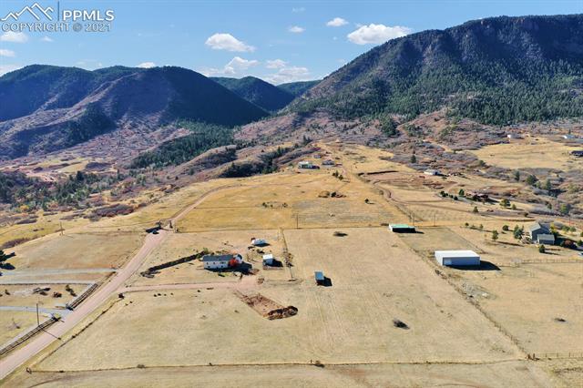 4190 Spaatz Road Monument, CO 80132 - Photo 3 of 28