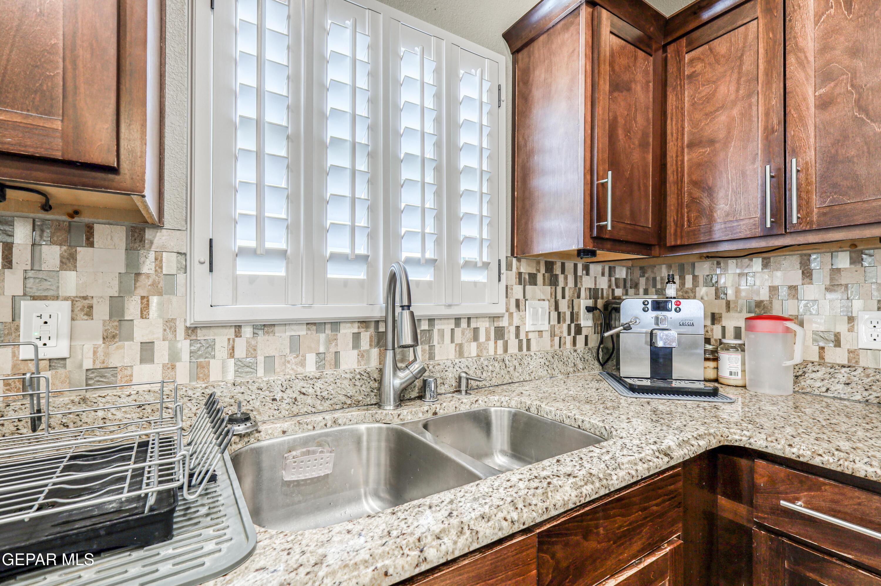 6068 Rivet Place El Paso, TX 79932 - Photo 16 of 73 IMG_8378_HDR