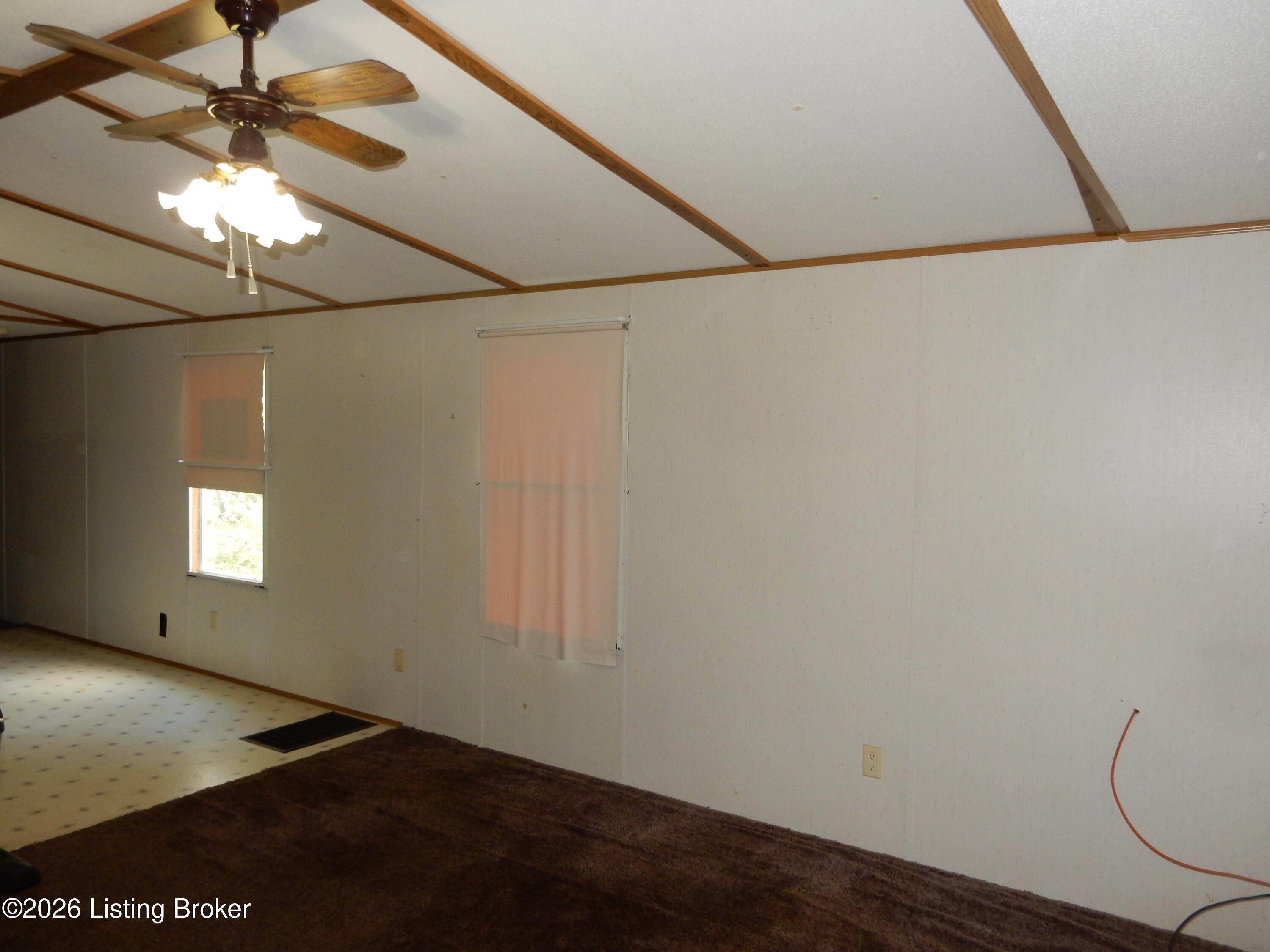 426 Tuts Road Shepherdsville, KY 40165 - Photo 6 of 31 DSCN0290