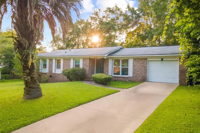 $399,000 | 1242 Springhill Road, Hanahan, SC 29410