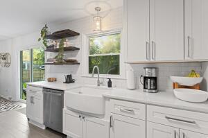 1242 Springhill Road Hanahan, SC 29410 - Photo 14 of 35 Kitchen