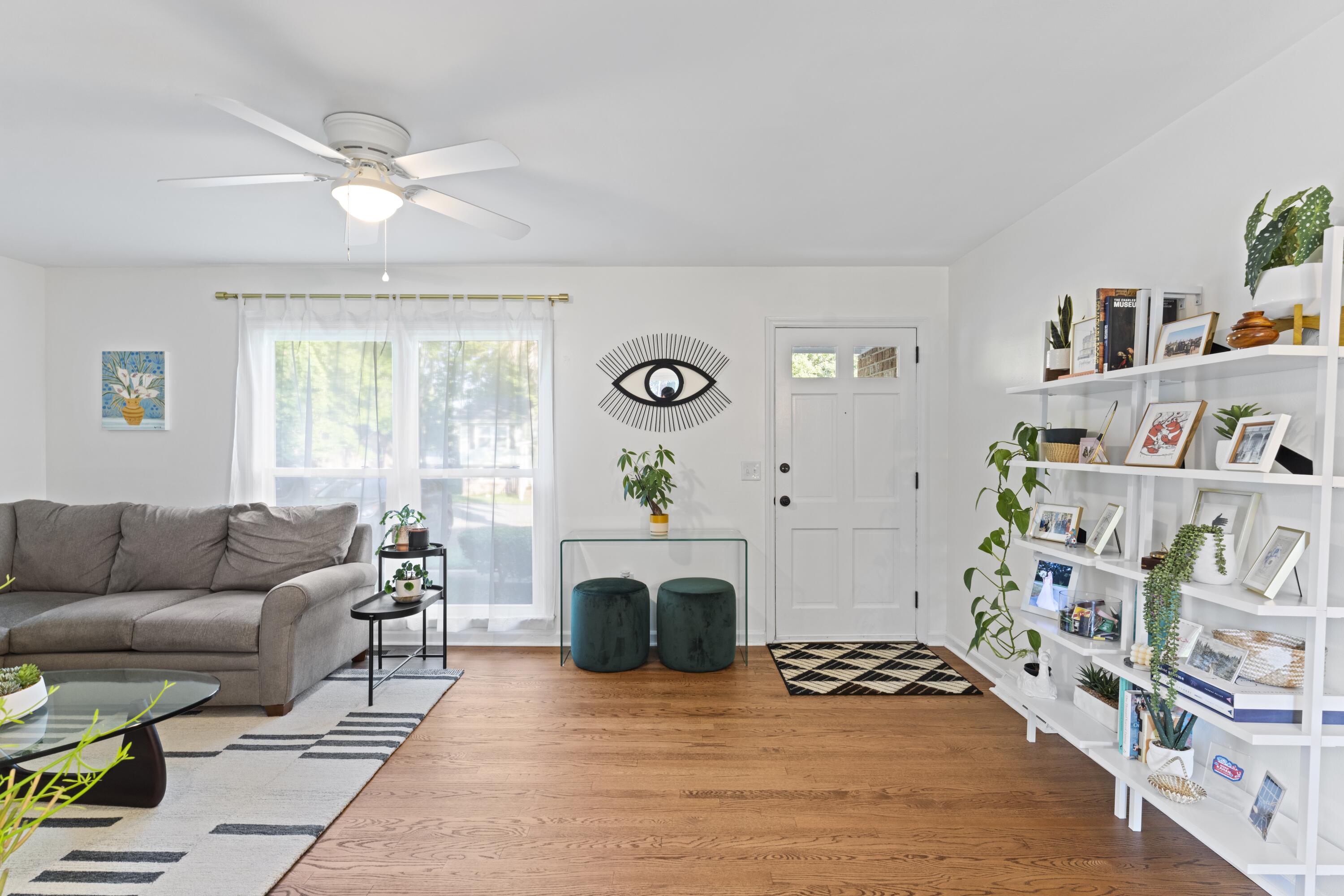 1242 Springhill Road Hanahan, SC 29410 - Photo 6 of 35 DSC05302