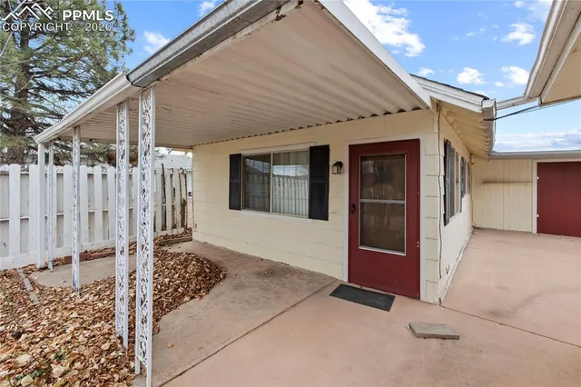 a view of a house with a outdoor space