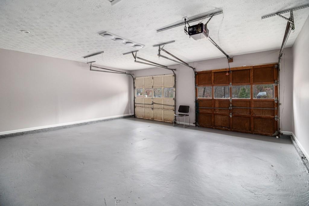 5524 Dorsett Shoals Road Douglasville, GA 30135 - Photo 19 of 33 a view of garage