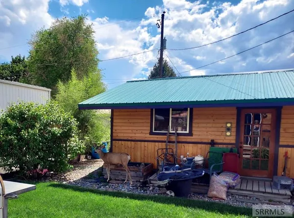 $370,000 | 701 Idaho Avenue, Salmon, ID 83467