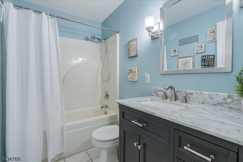 22 Green Apple Road Sparta, NJ 07871 - Photo 17 of 30
