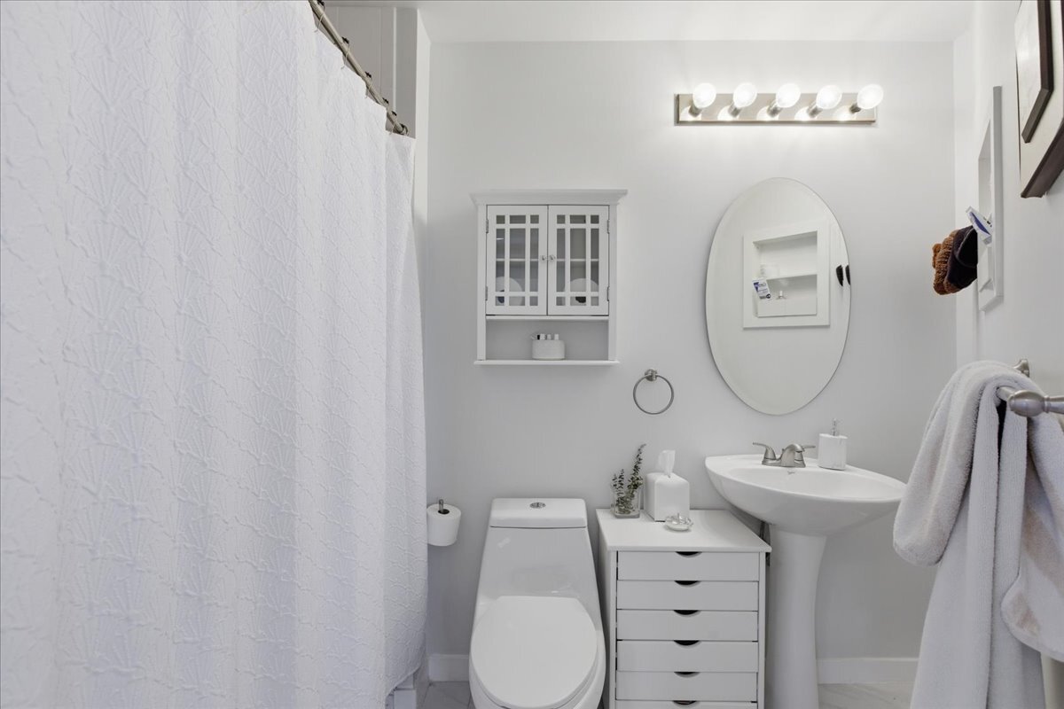 1155 West Madison Street, Unit 501 Chicago, IL 60607 - Photo 15 of 17