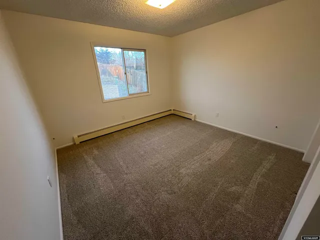 $238,500 | 212 Kinnikinnick Drive, Riverton, WY 82501