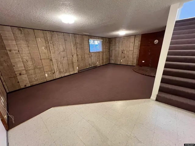 $238,500 | 212 Kinnikinnick Drive, Riverton, WY 82501